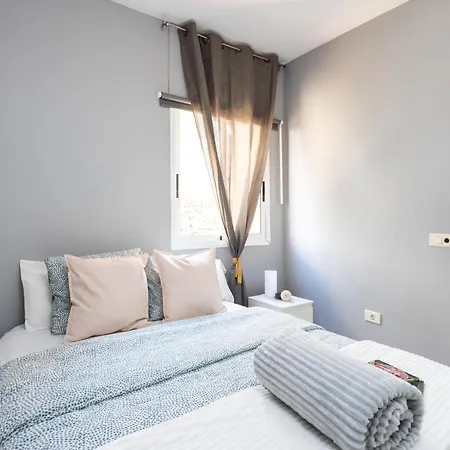 Semesterbostad Home2Book Triplex Adeje, Terrace & View *